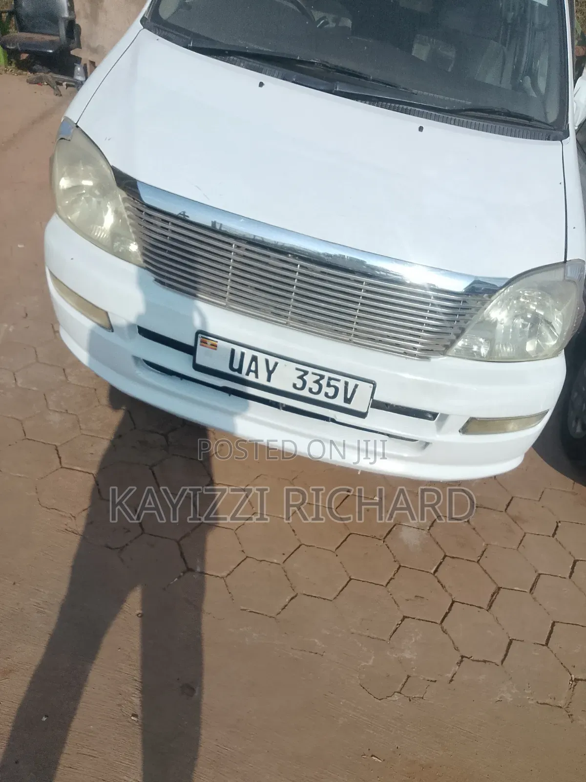 Toyota Harrier 2001 White