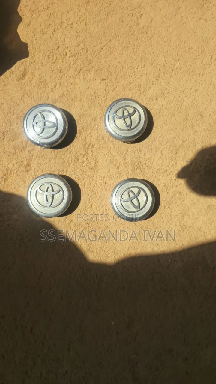 Toyota Centre Caps (4 Pieces) Japan Original Used