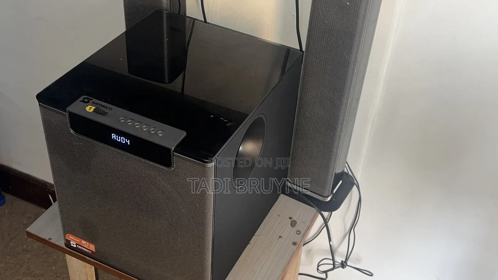 Sayona Speaker