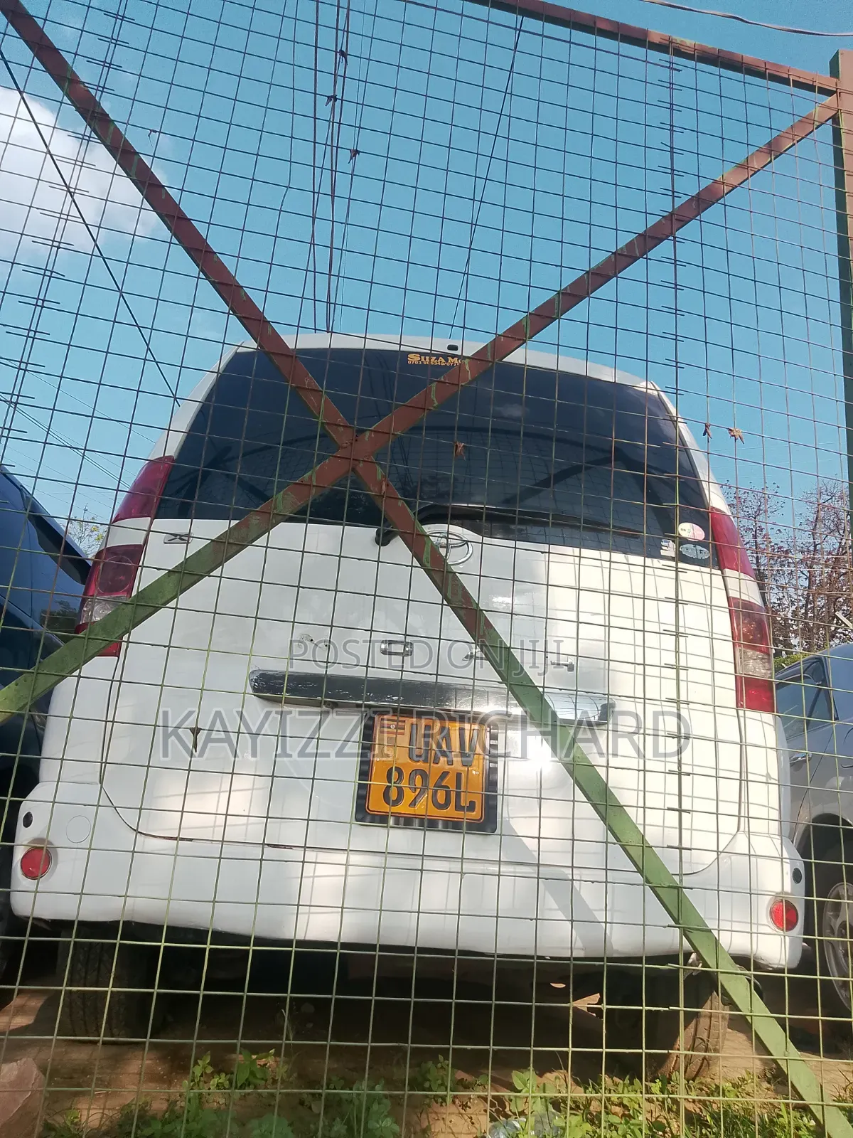 Toyota Noah 2003 White