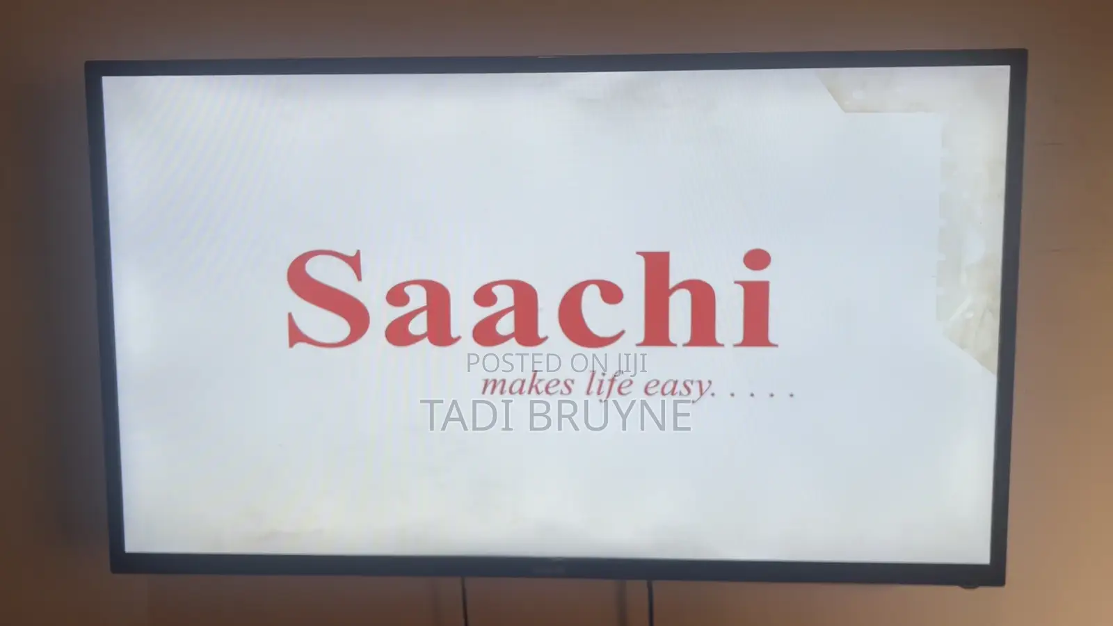 Saachi Smart TV