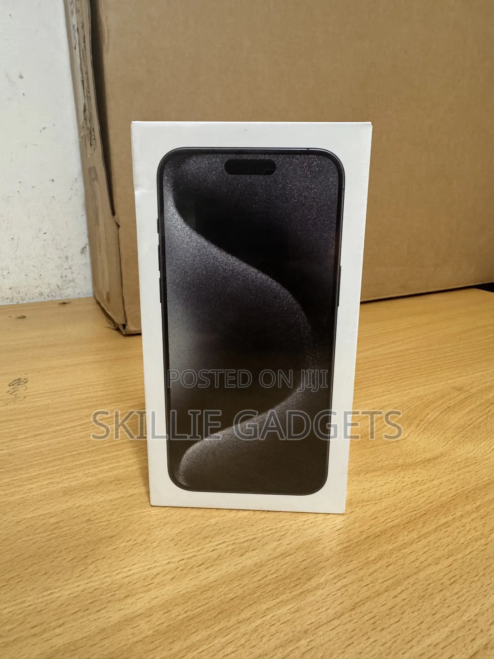New Apple iPhone 15 Pro Max 256 GB Black