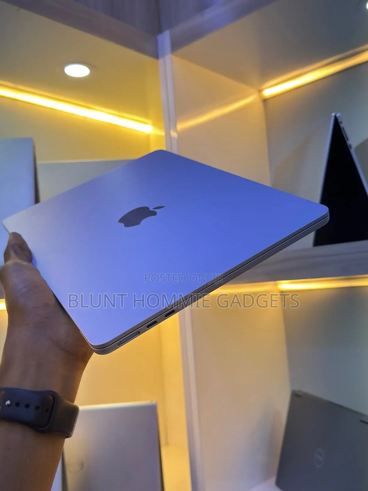 Laptop Apple MacBook Air 2025 M4 16GB Apple M4 HDD+SSD 256GB