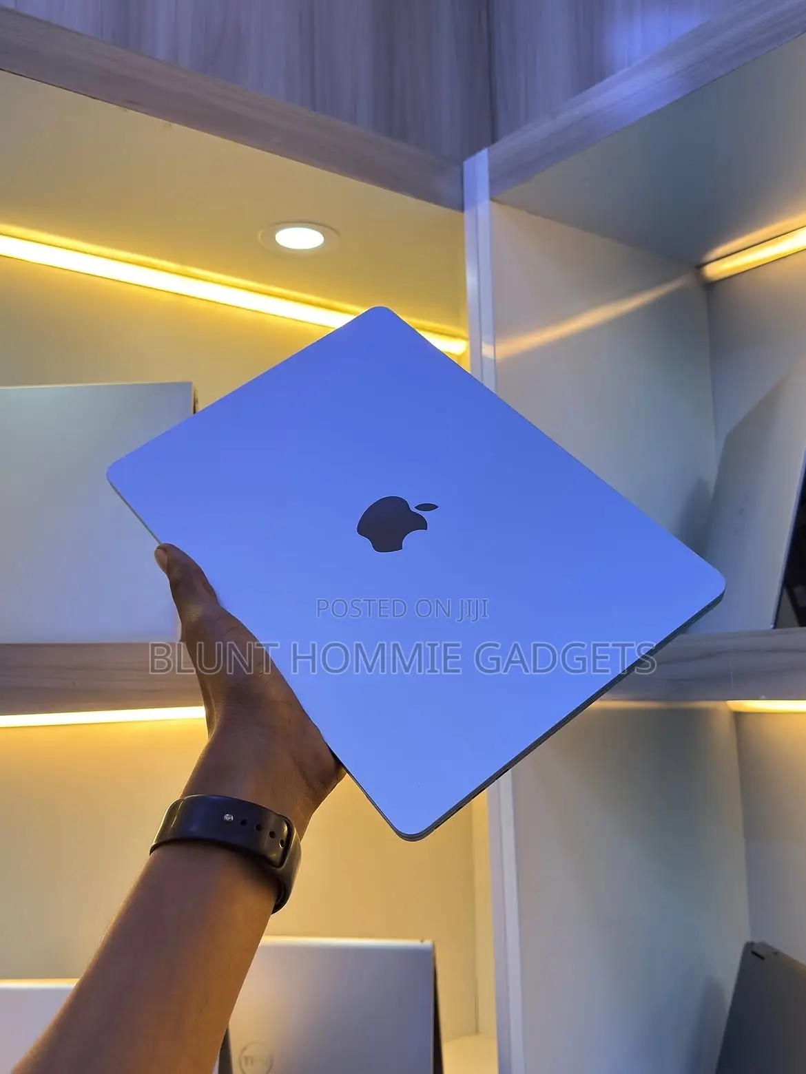 Laptop Apple MacBook Air 2025 M4 16GB Apple M4 HDD+SSD 256GB