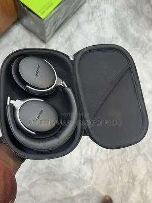 Bose Qc Ultra Headphones (Used)