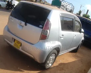 Toyota Passo 2006 Silver