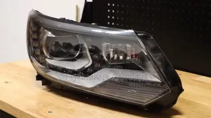Head Lights for Volkswagen Tiguan.