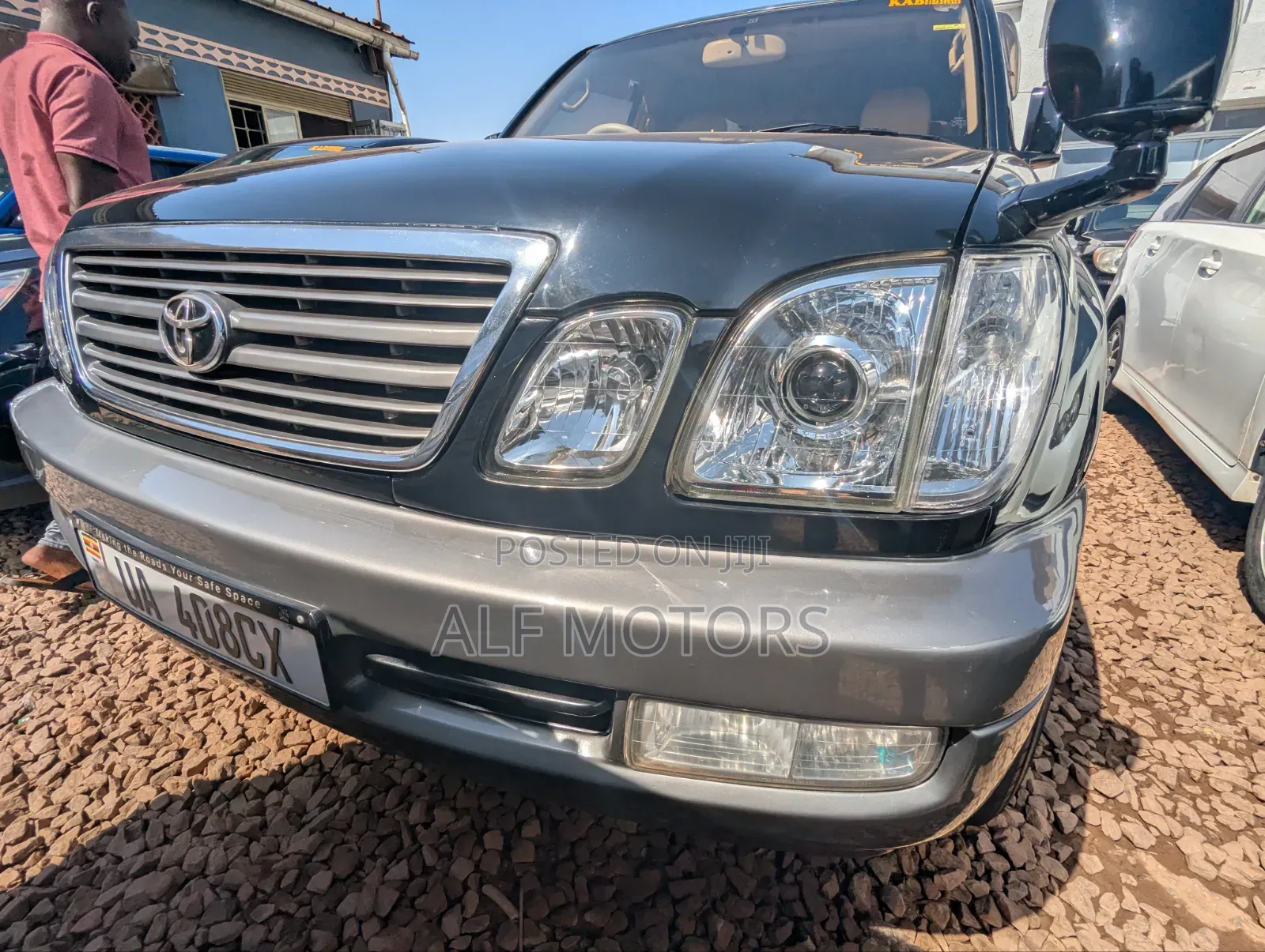 Toyota Land Cruiser Cygnus 4.7 2004 Black