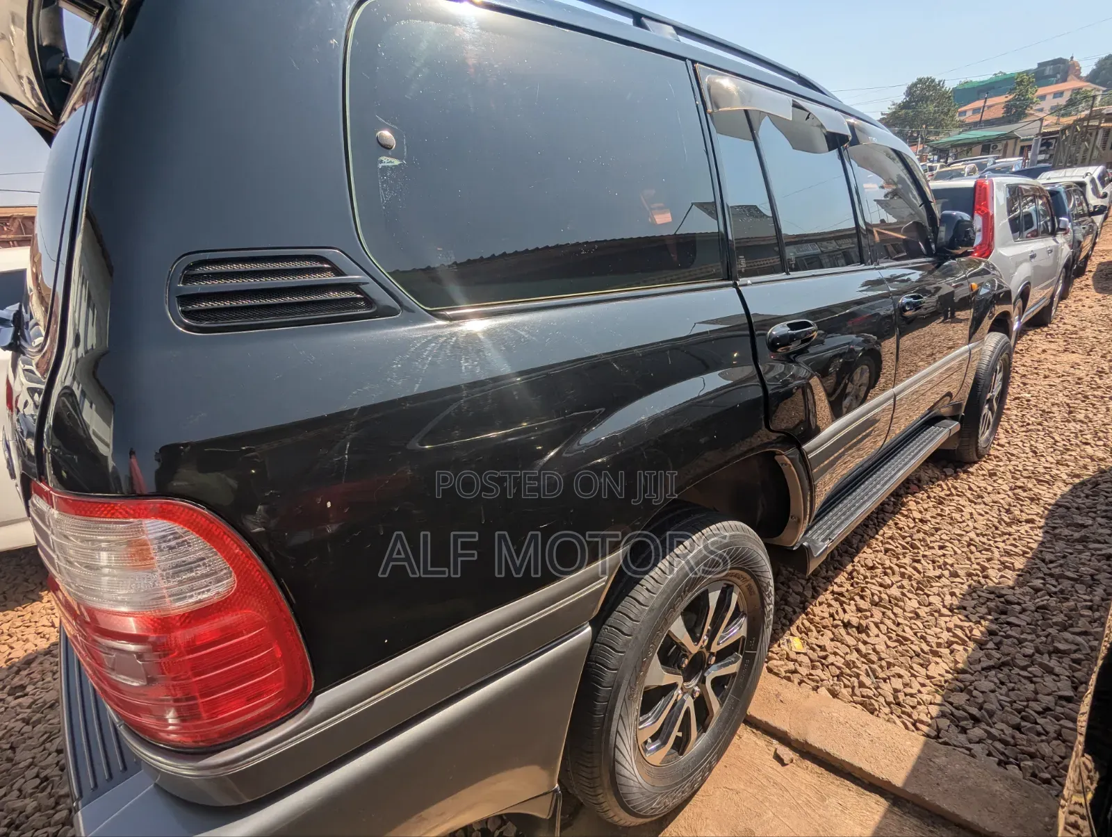 Toyota Land Cruiser Cygnus 4.7 2004 Black