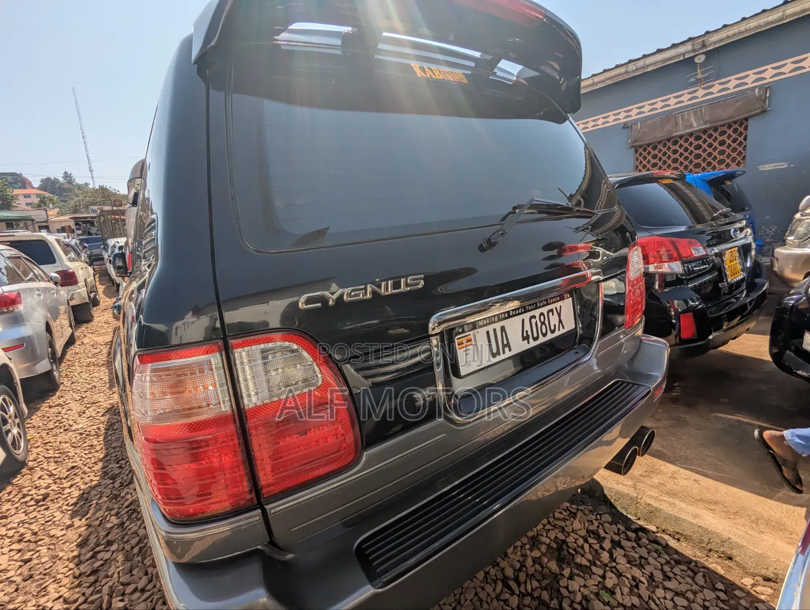 Toyota Land Cruiser Cygnus 4.7 2004 Black