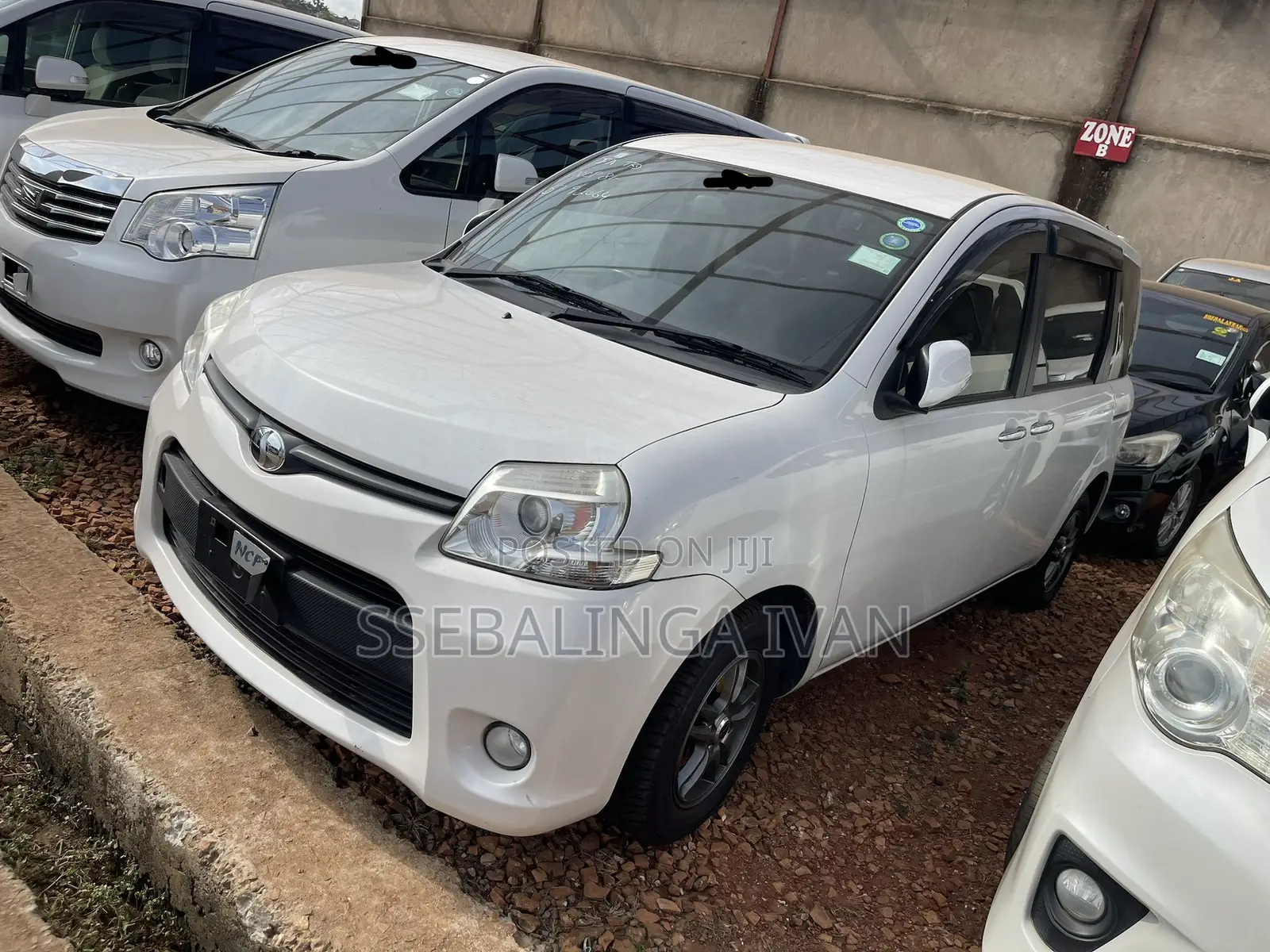 Toyota Sienta 2013 White