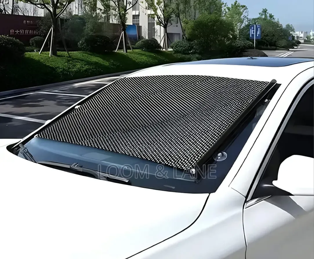 Retractable Suction-Cup Roller Car Sunshade