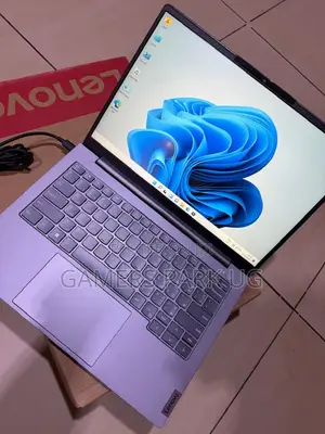 Laptop Lenovo ThinkBook 14 G8 IAL 8GB Intel Core i5 SSD 256GB