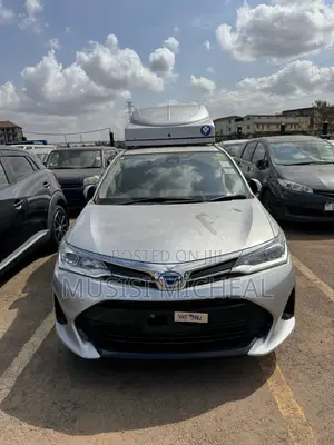 Toyota Corolla Fielder 1.5 Hybrid FWD 2017
