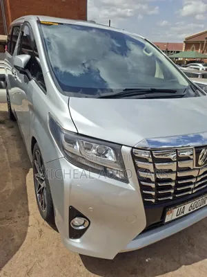 Toyota Alphard 2018 Silver