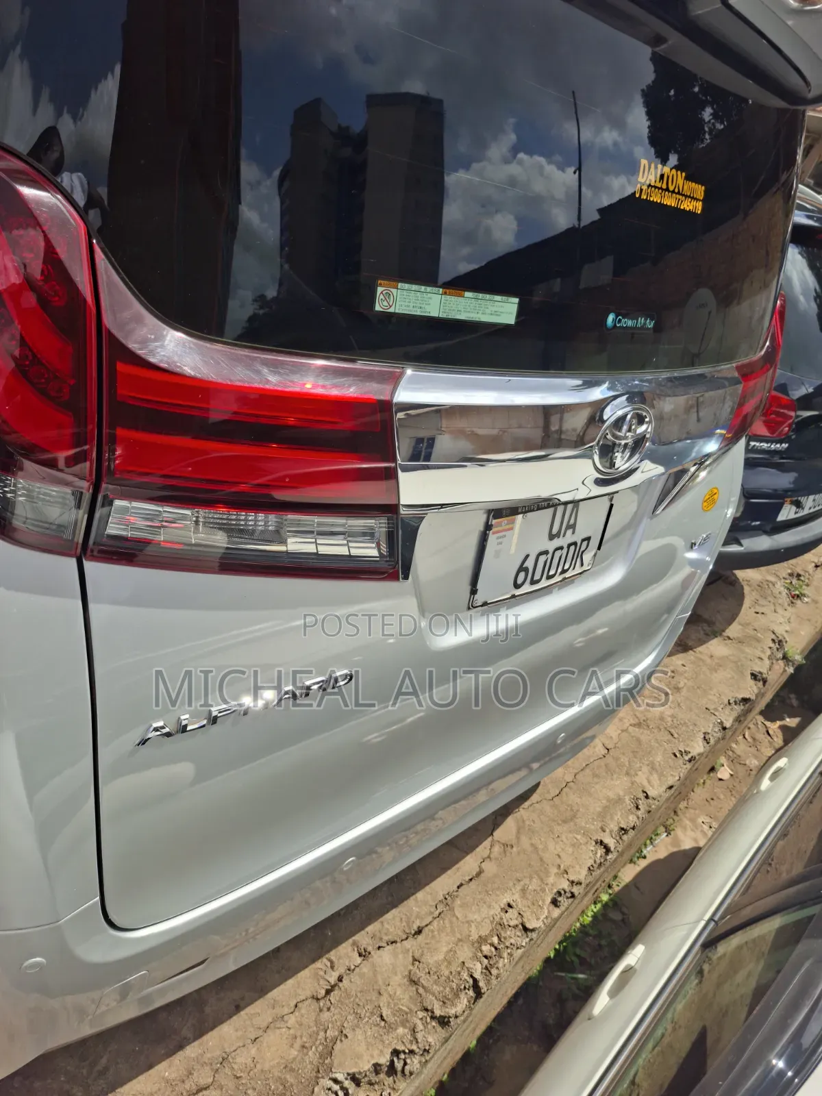 Toyota Alphard 2018 Silver