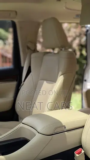 Toyota Alphard 2017 Silver