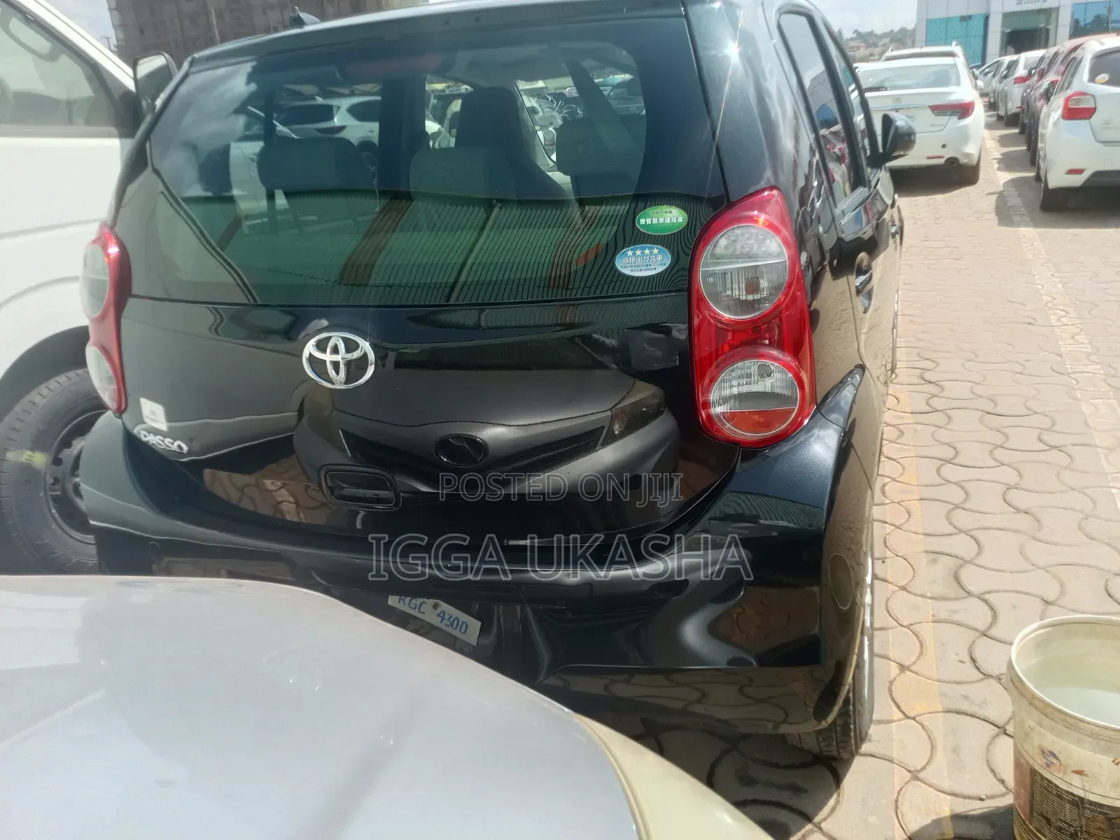 Toyota Passo 2011 Black