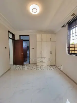 4bdrm House in Standalone Kisaasi, Central Division for rent