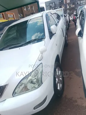 Toyota Harrier 2006 White