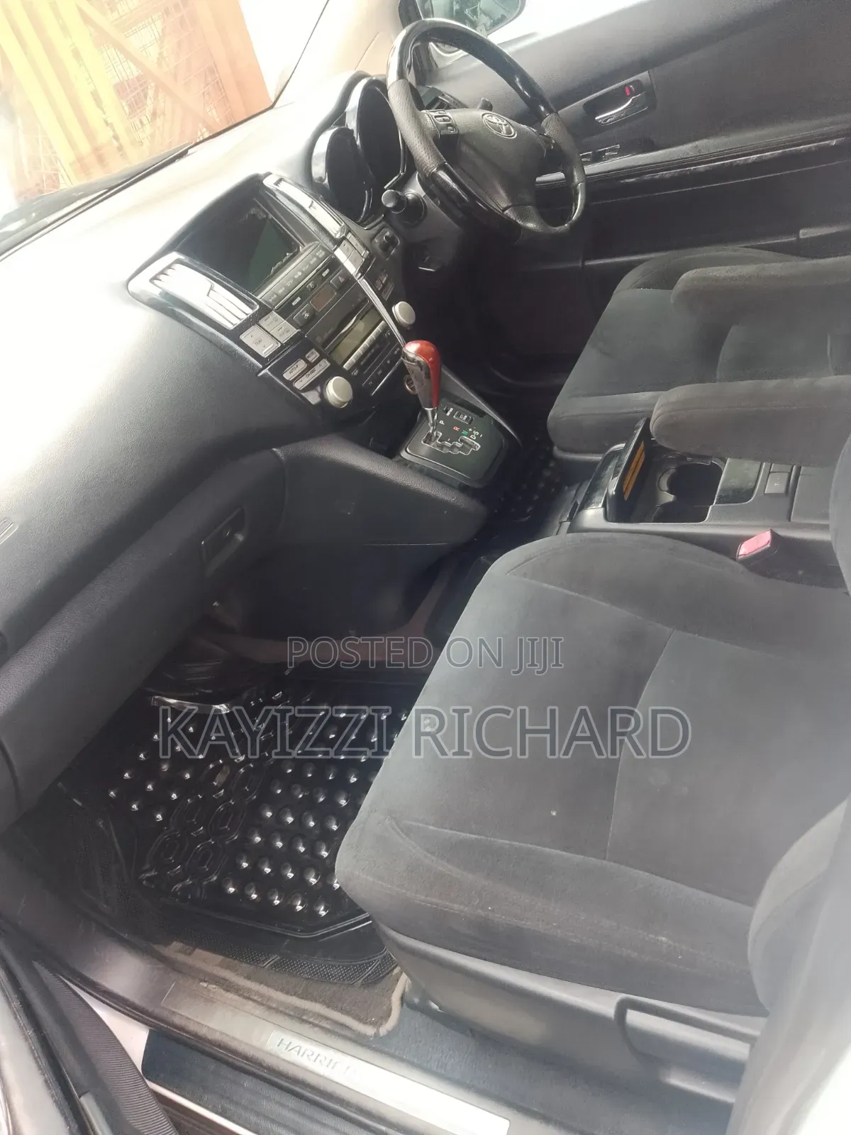 Toyota Harrier 2006 White