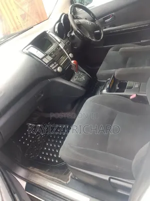 Toyota Harrier 2006 White