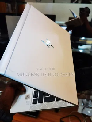 Laptop HP EliteBook 830 G7 8GB Intel Core i7 SSD 256GB