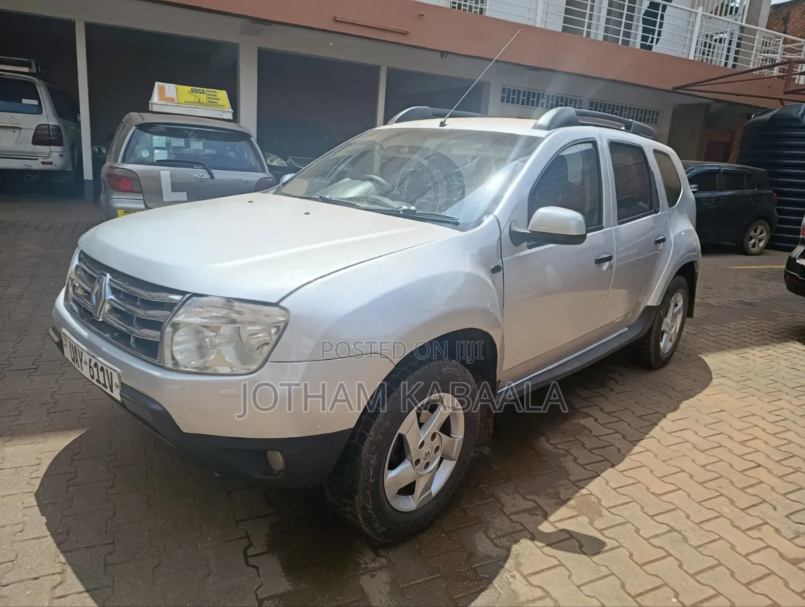 Renault Duster 2015 Silver