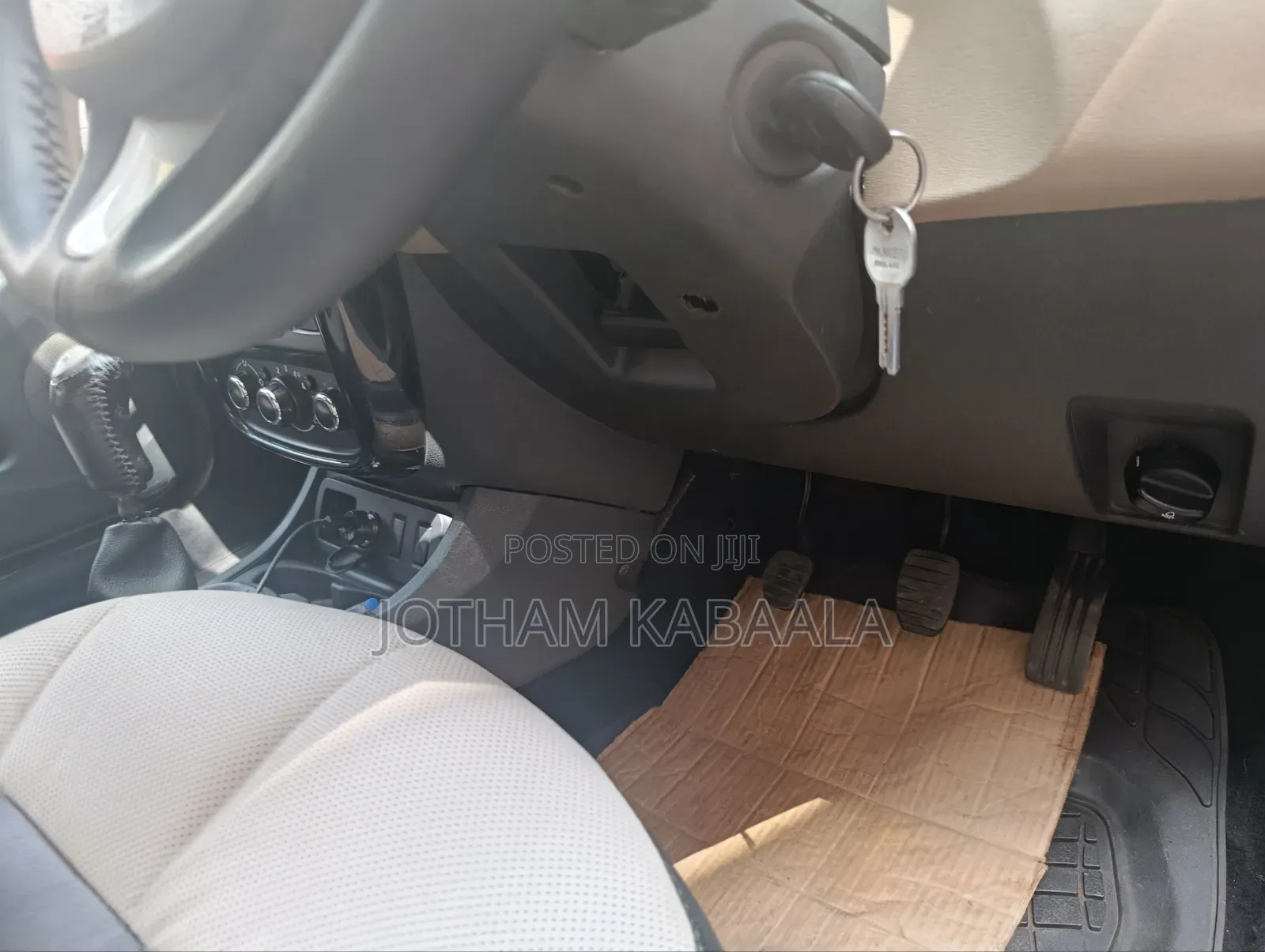 Renault Duster 2015 Silver