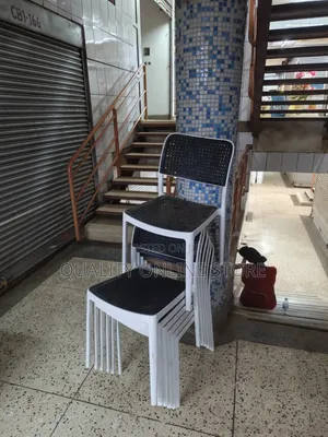 Simple Mesh Plastic Chairs Plastic Chairs