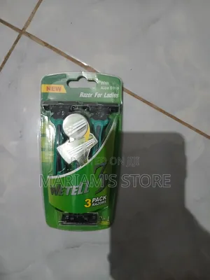 3 Triple Disposable Razors for Women