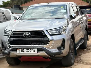 Toyota Hilux Revo Double Cab Deisel 2.8 AWD 2020 Silver