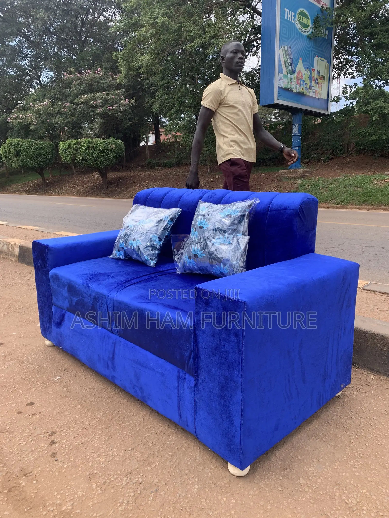 Kyi Light Blue Sofa Set