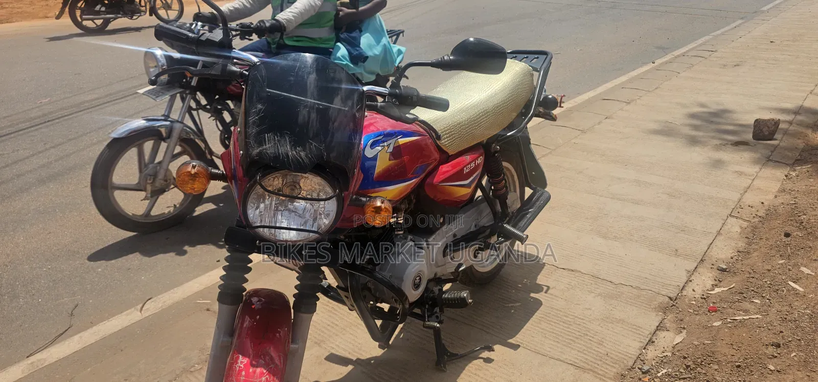 Bajaj CT 125X 2025 Red