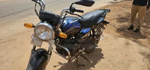 TVS HLX 125 2018 Blue