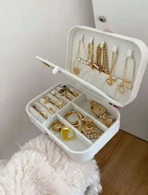 PU Leather Jewelry Box Organizer