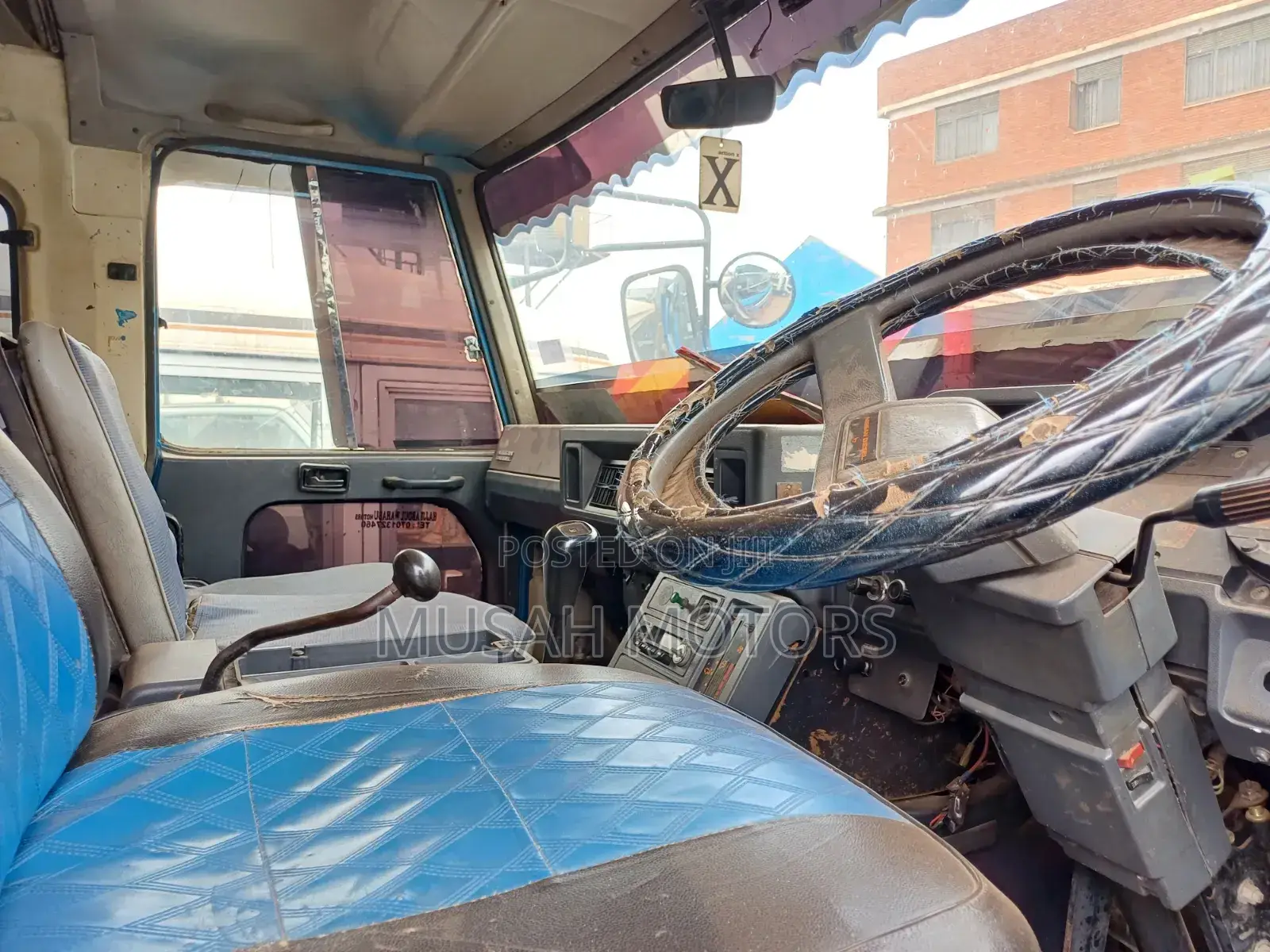 Nissan Diesel Tipper