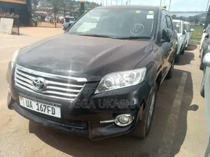 Toyota Vanguard 2012 Black