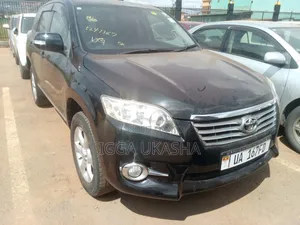 Toyota Vanguard 2012 Black