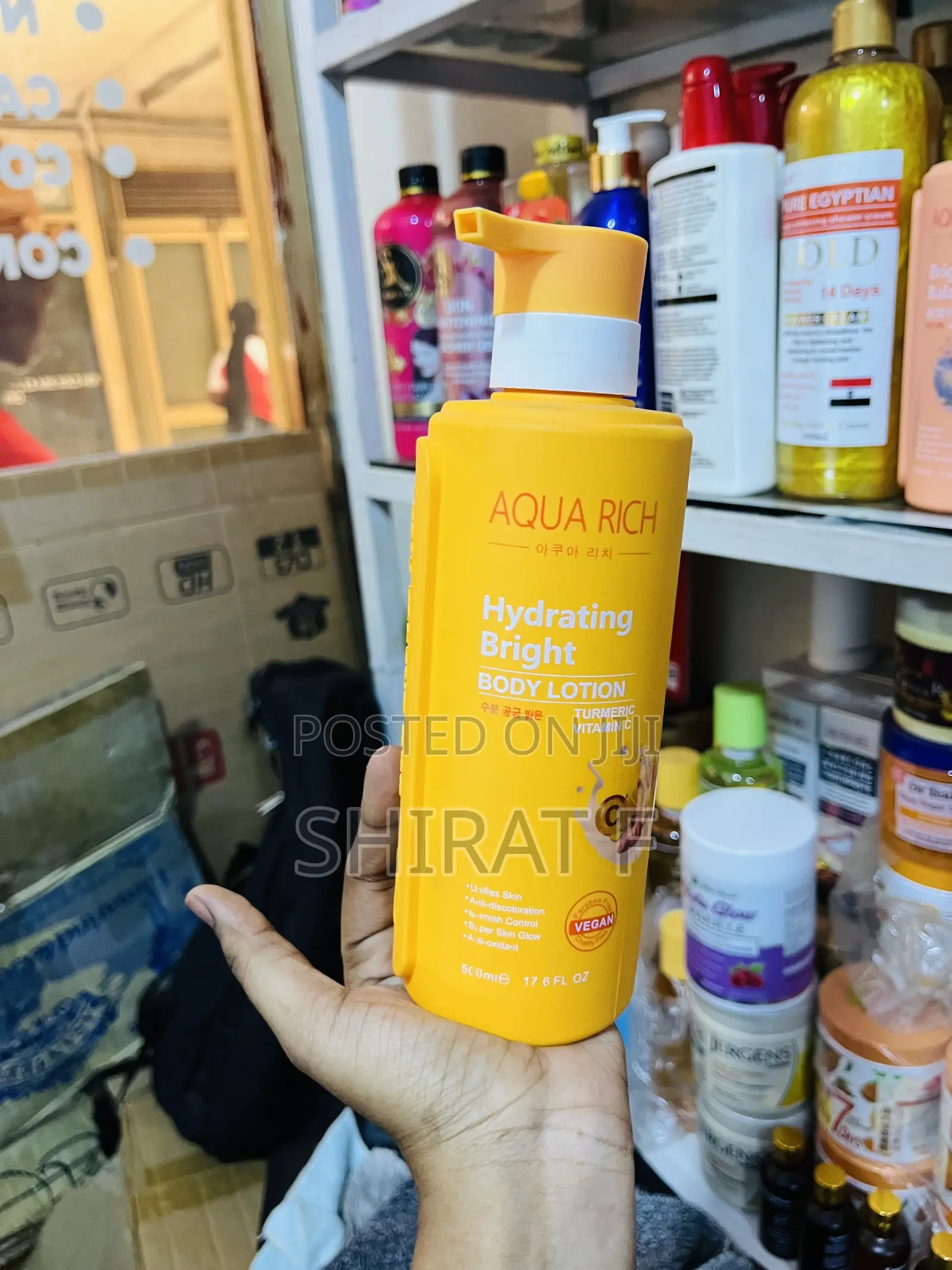 Aqua Rich Hydrating Bright Body Lotion