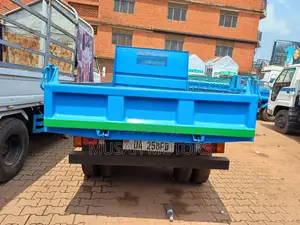 Elf Tipper