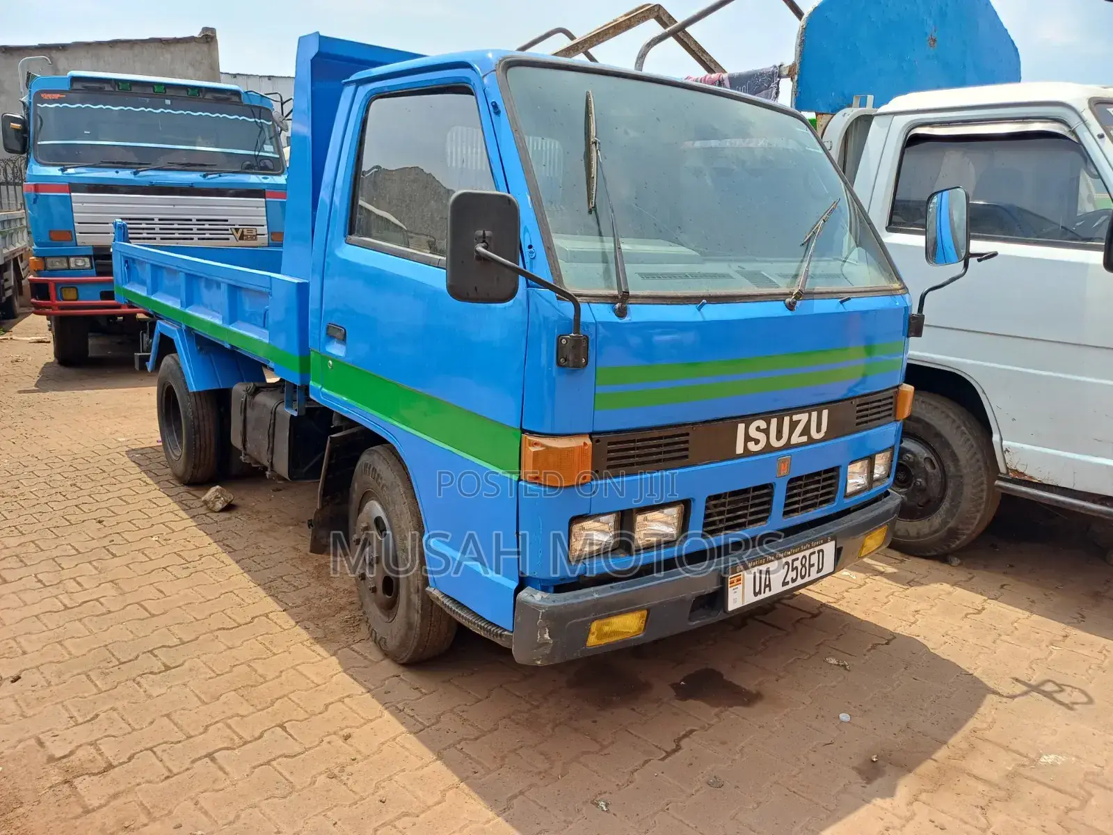 Elf Tipper