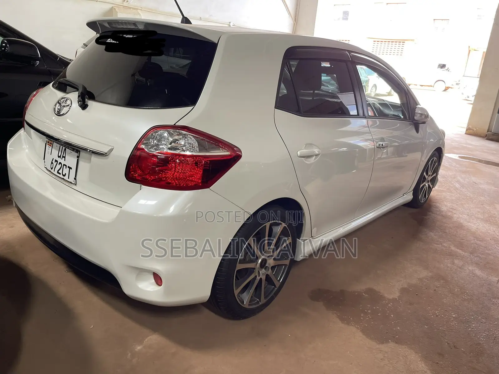 Toyota Auris 2012 White