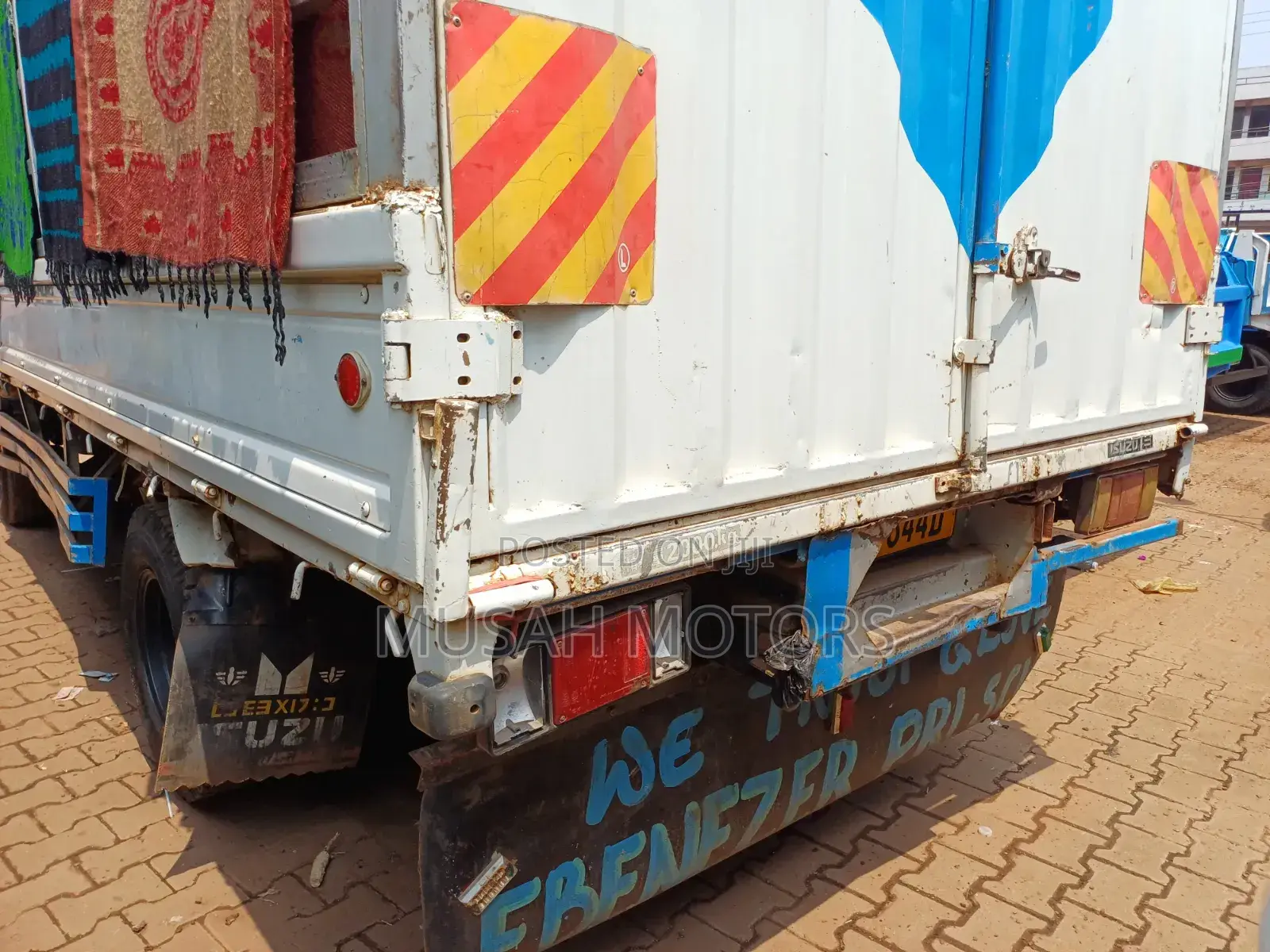 Isuzu Truck White
