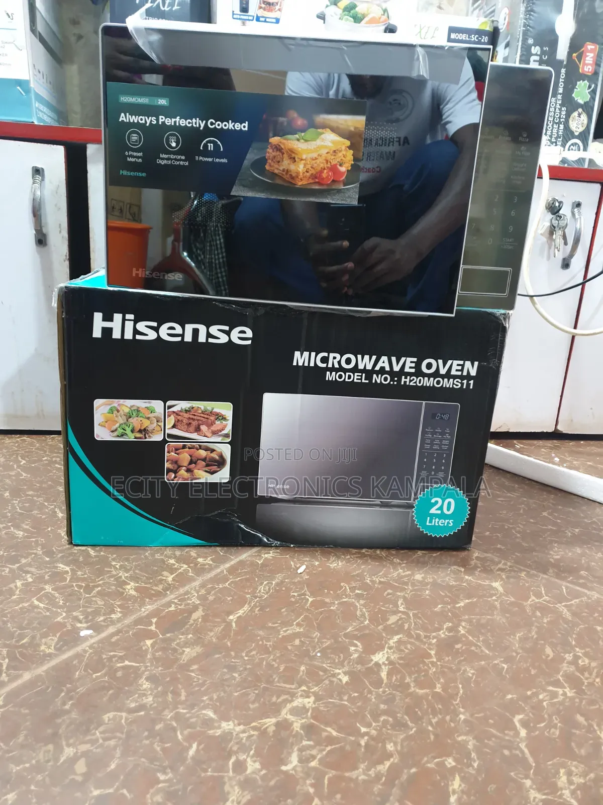 20L Microwave Hisense Digital