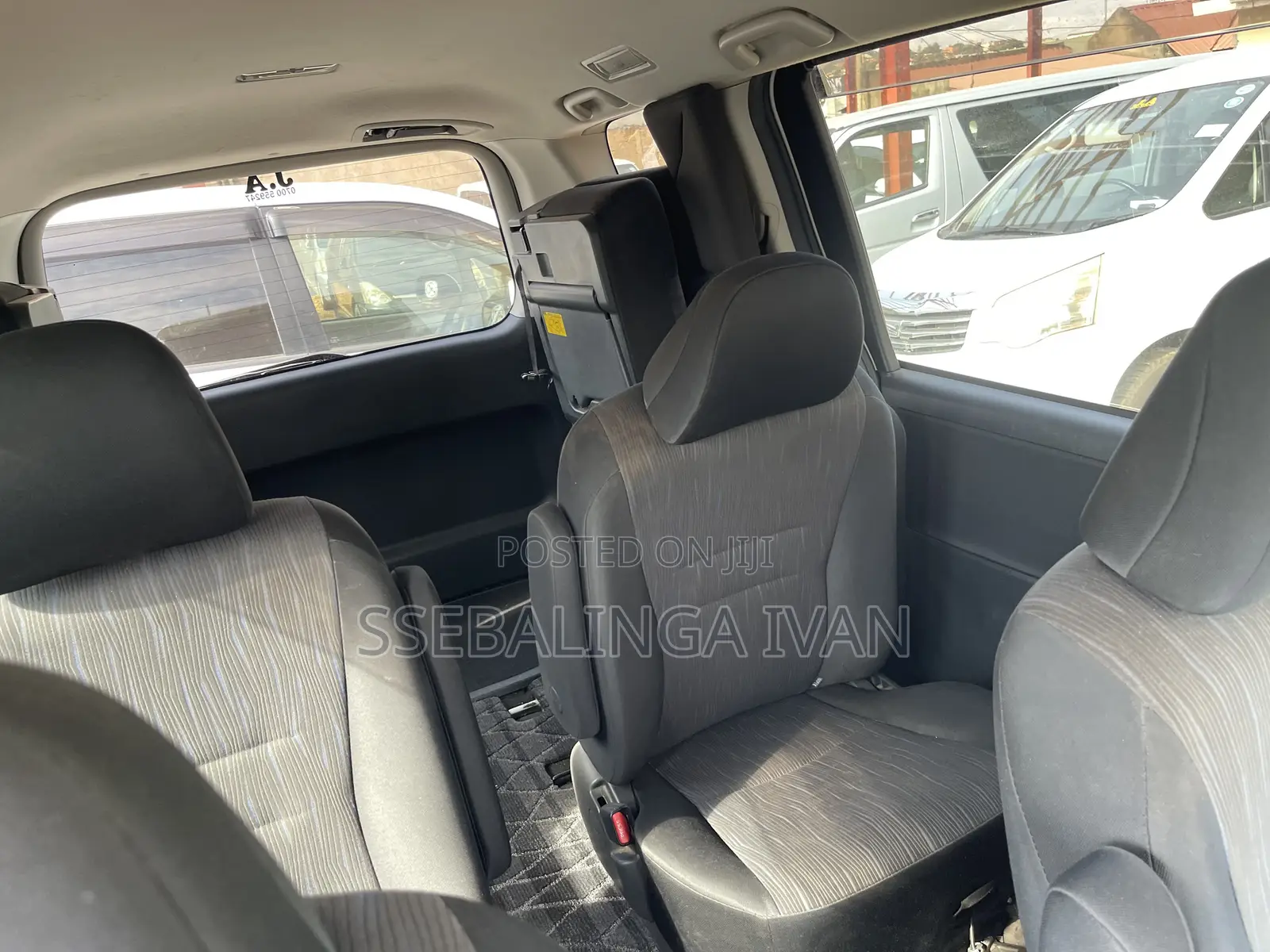 Toyota Noah 2012 White