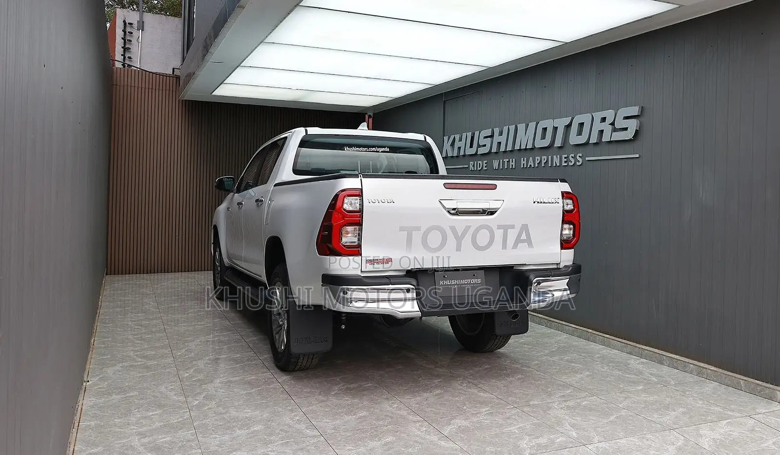 Toyota Hilux 2026 White