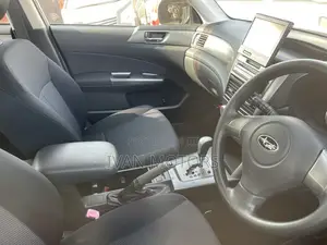 Subaru Forester 2010 Silver