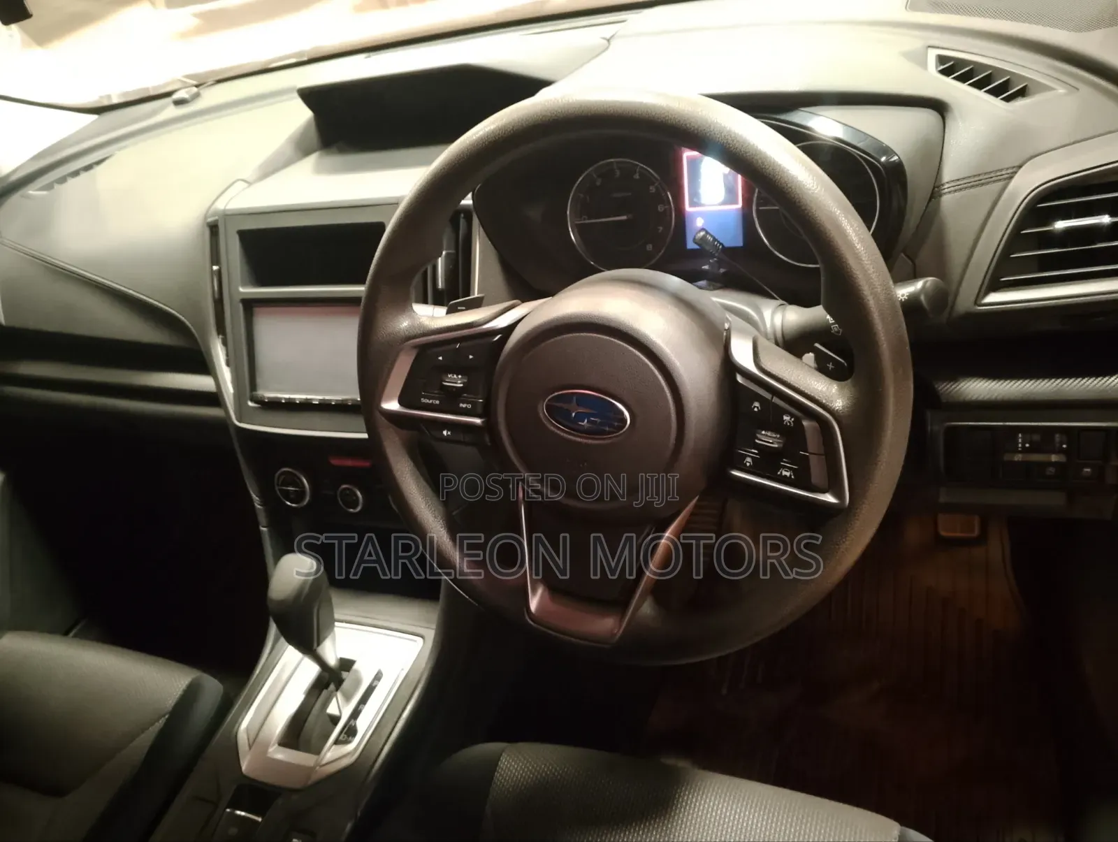 Subaru Legacy 2017 Silver