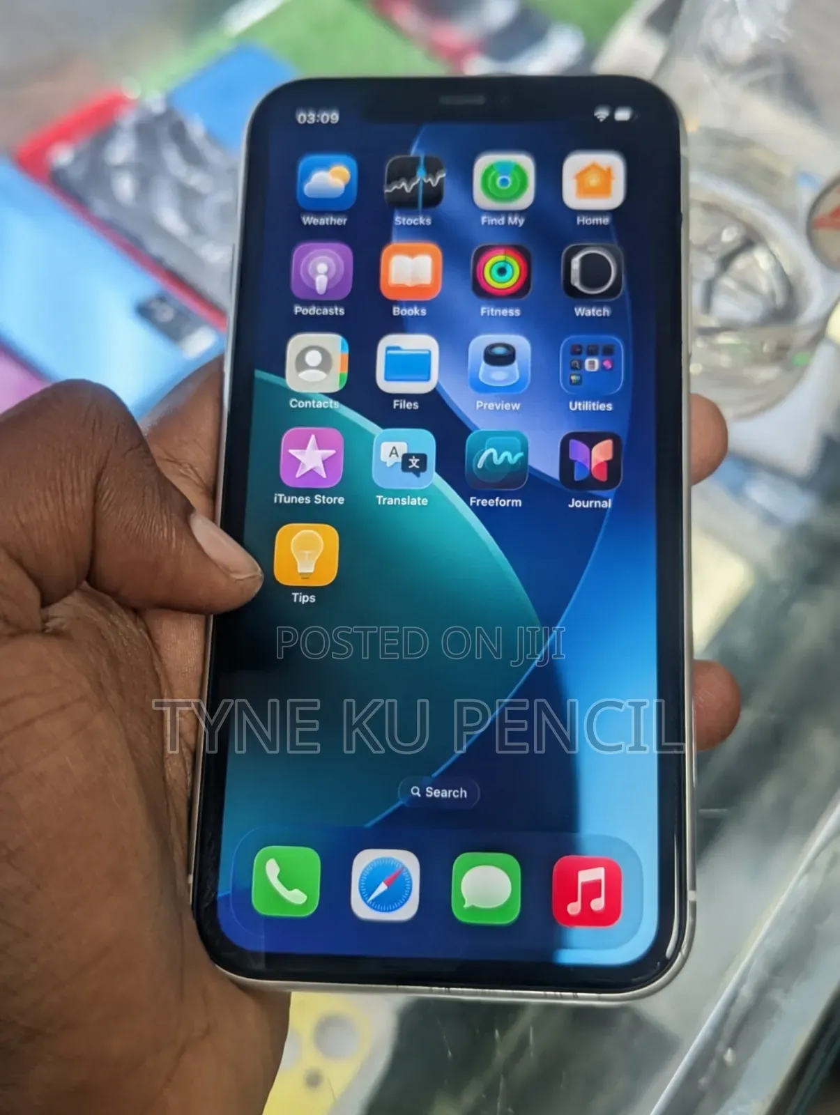 Apple iPhone 11 64 GB White